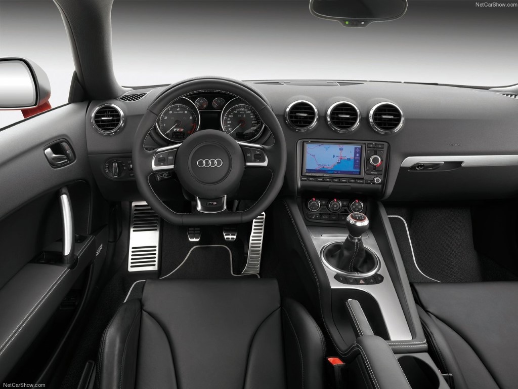 Audi TTS 2.0 TFSI (Automatic)